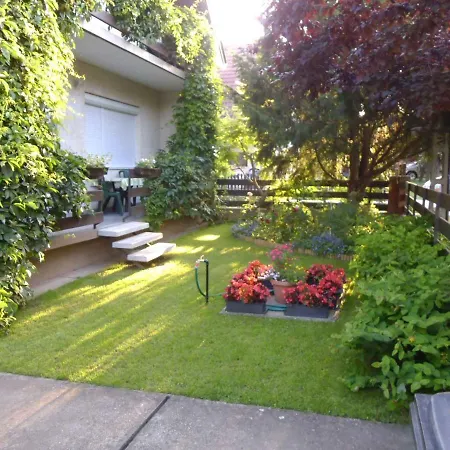 - Balaton 20084 * Balatonszarszo