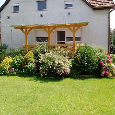 - Balaton 20084 Apartamento Balatonszarszo